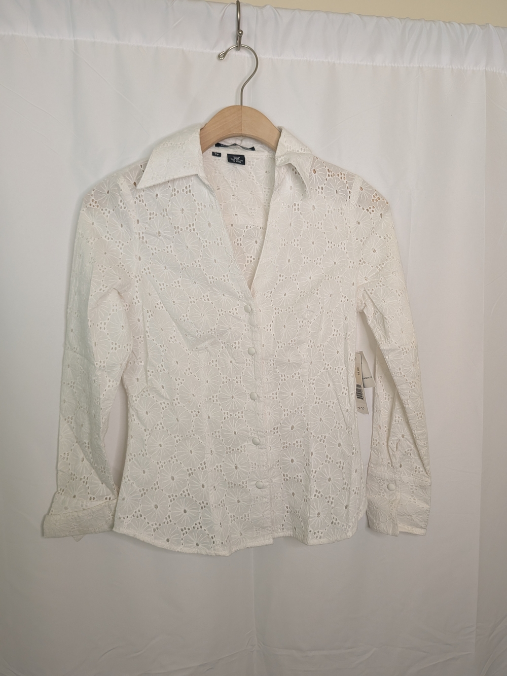 NWT Sandra Ingrish Cream Eyelet Button-Up Blouse